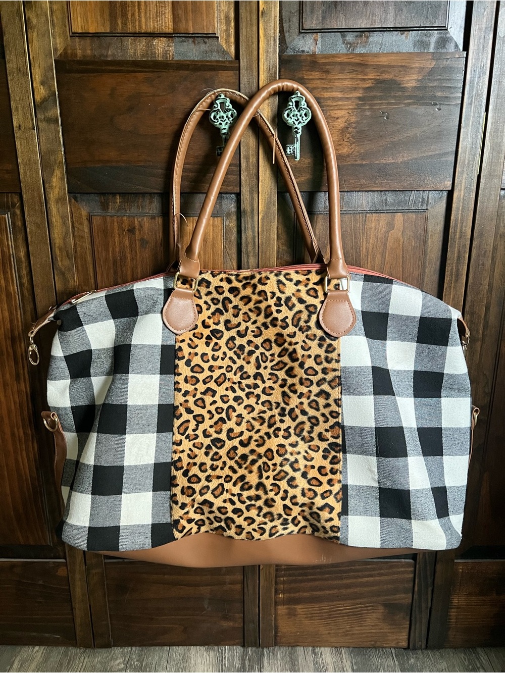 DUFFEL BAG